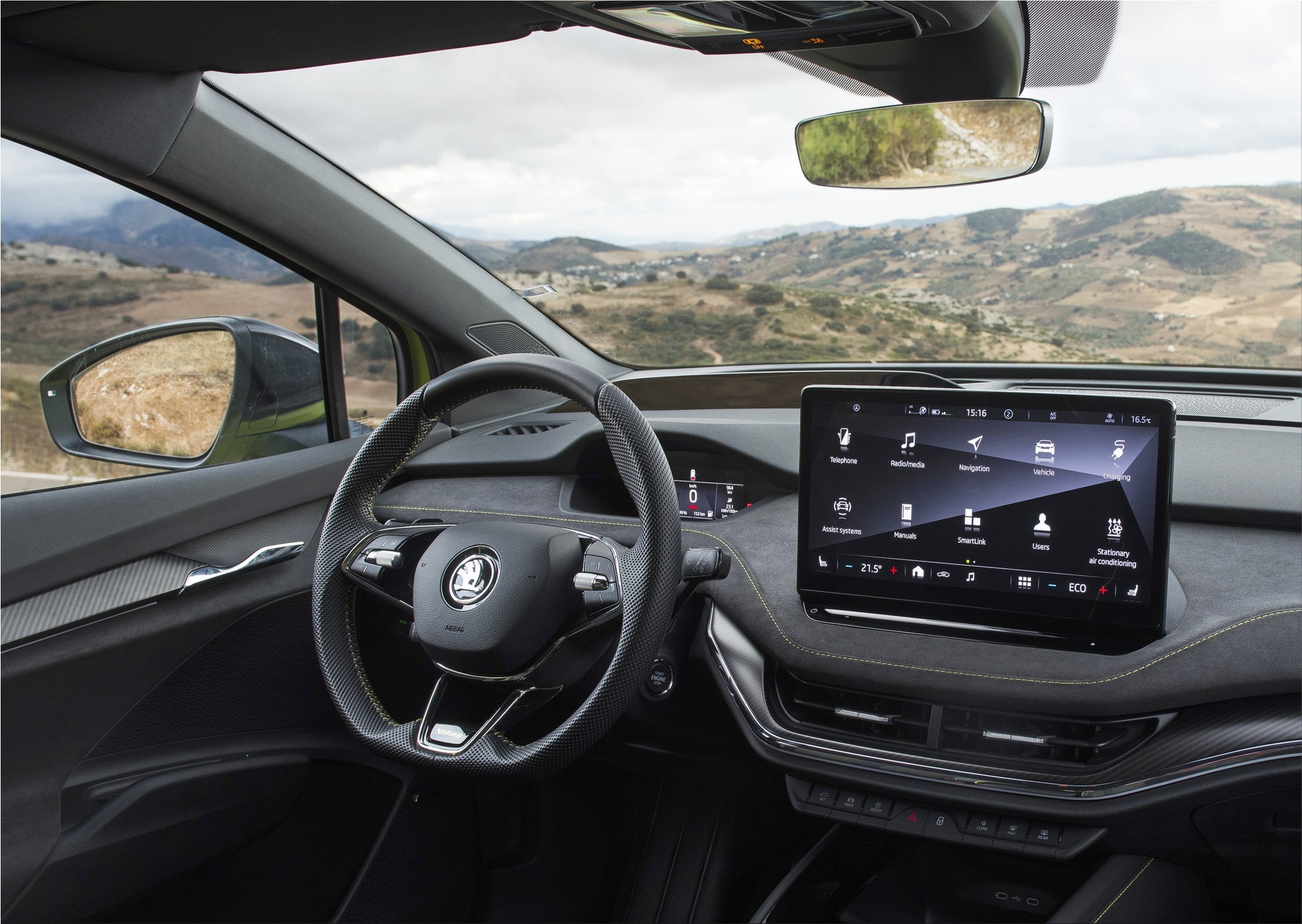 Škoda ENYAQ RS iV - sustainability meets high-performance driving