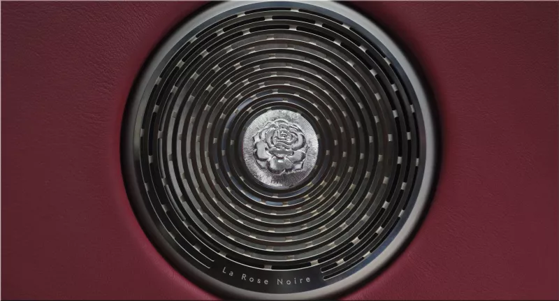 2024 Rolls-Royce La Rose Noire Droptail