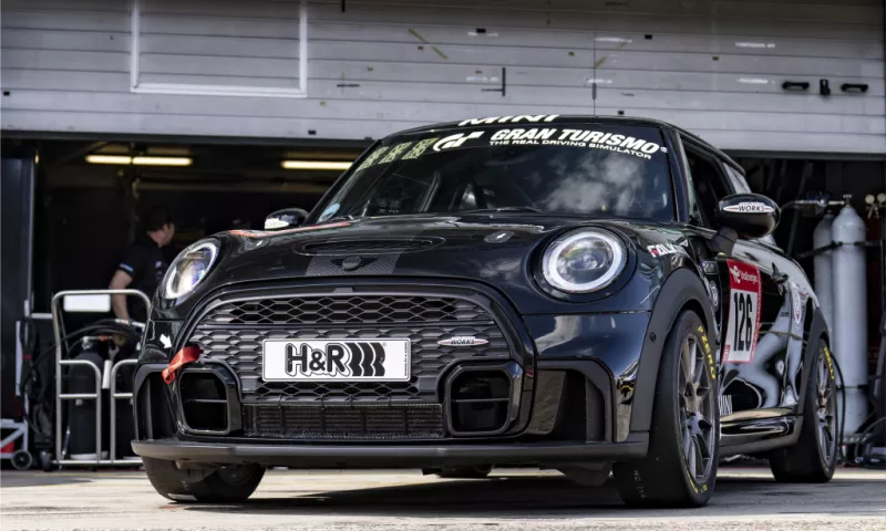 MINI John Cooper Works 1to6 Edition: A Rare Gem for Track Enthusiasts
